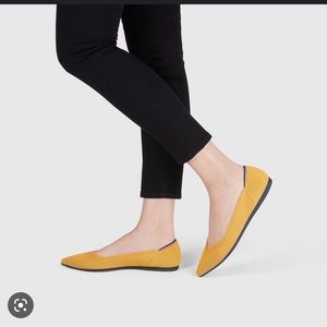 🌻Rothy’s Point Flat Shoe Marigold Size 7